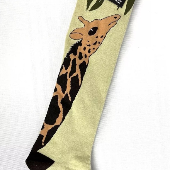 "Sock It To Me" Giraffe Knee High Socks, New, Hosiery Fun, Unisex, Animal 🦒 - Picture 3 of 3
